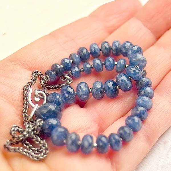 Cornflower Blue SAPPHIRE Necklace Luxurious Precious Faceted Sterling